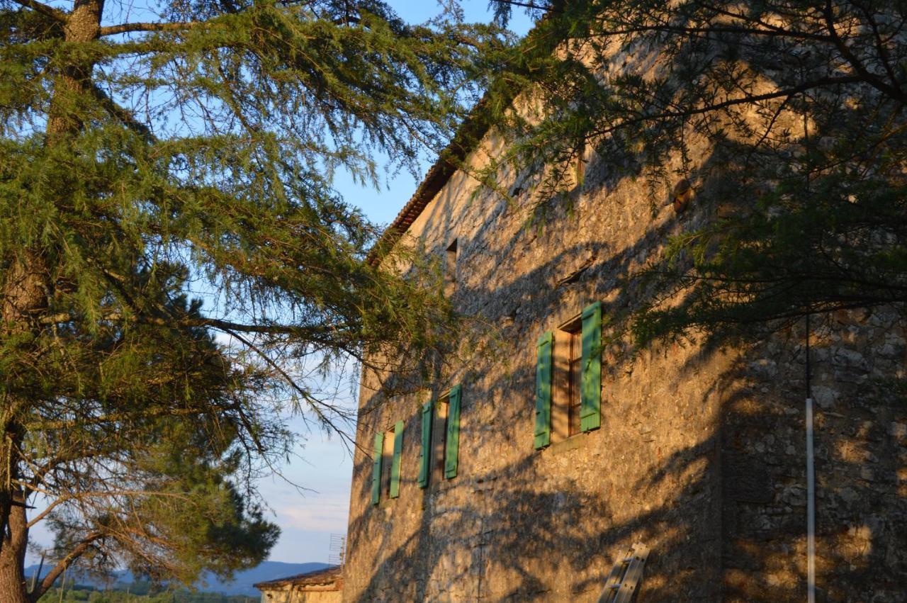 Les Loups Dans La Bergerie Bed & Breakfast Banne Exterior photo